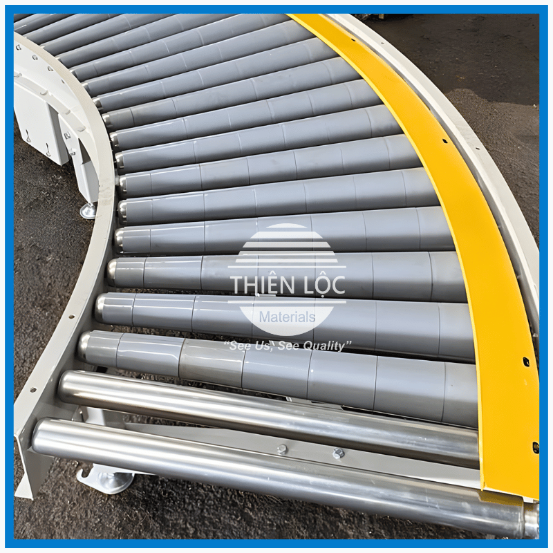 Băng tải con lăn thép